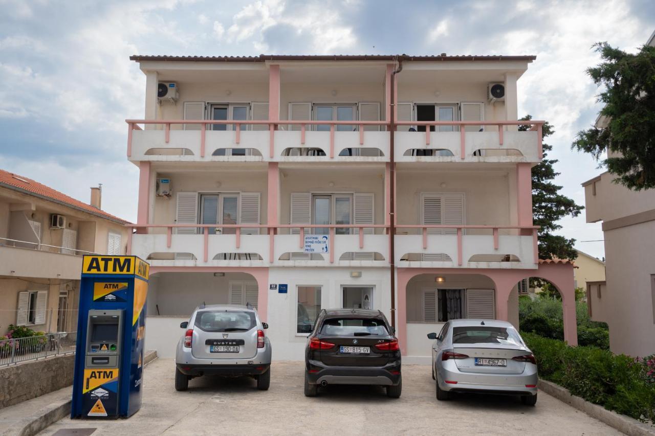 Apartmani Vidusin 노바야 외부 사진