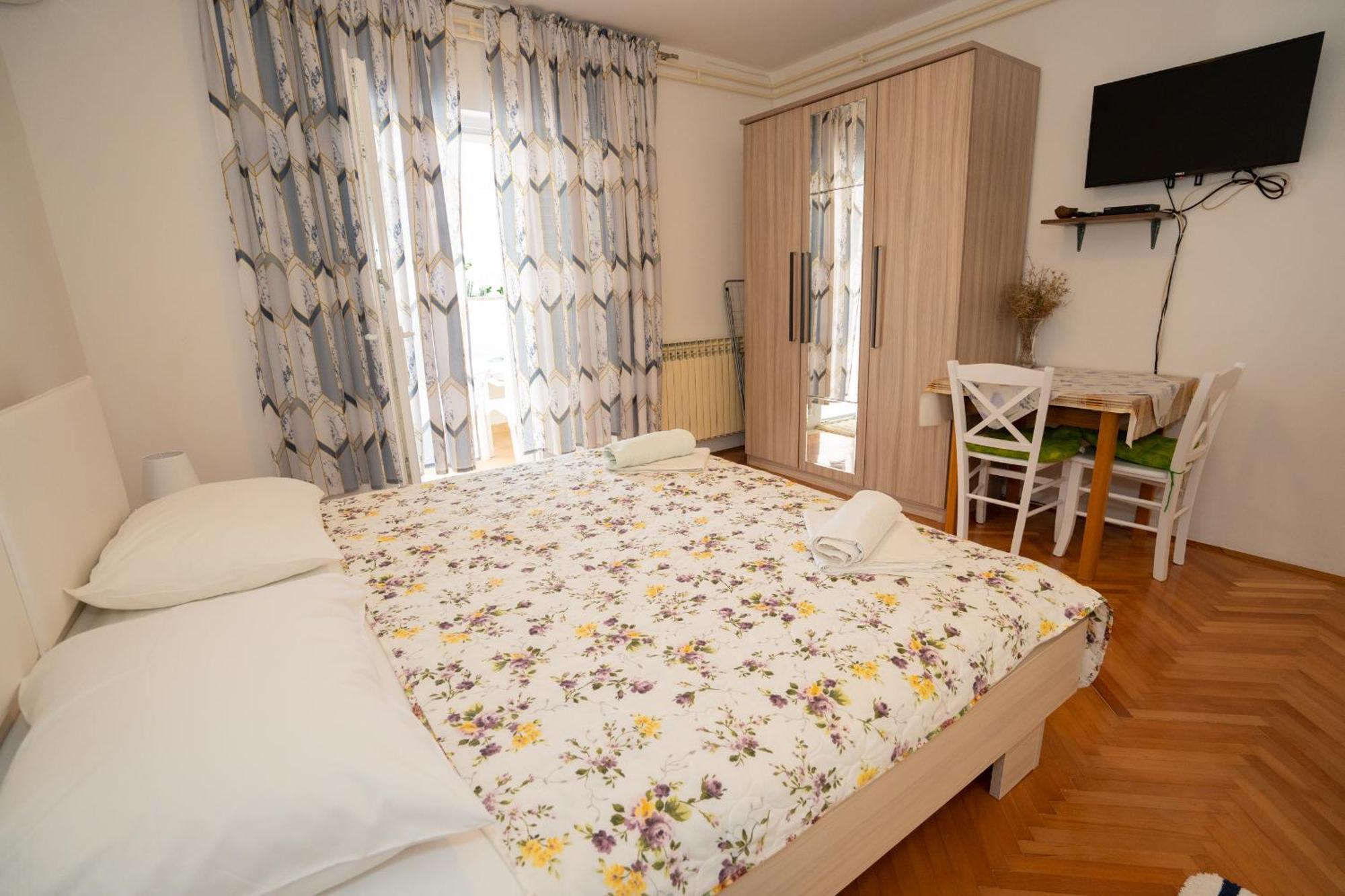 Apartmani Vidusin 노바야 외부 사진